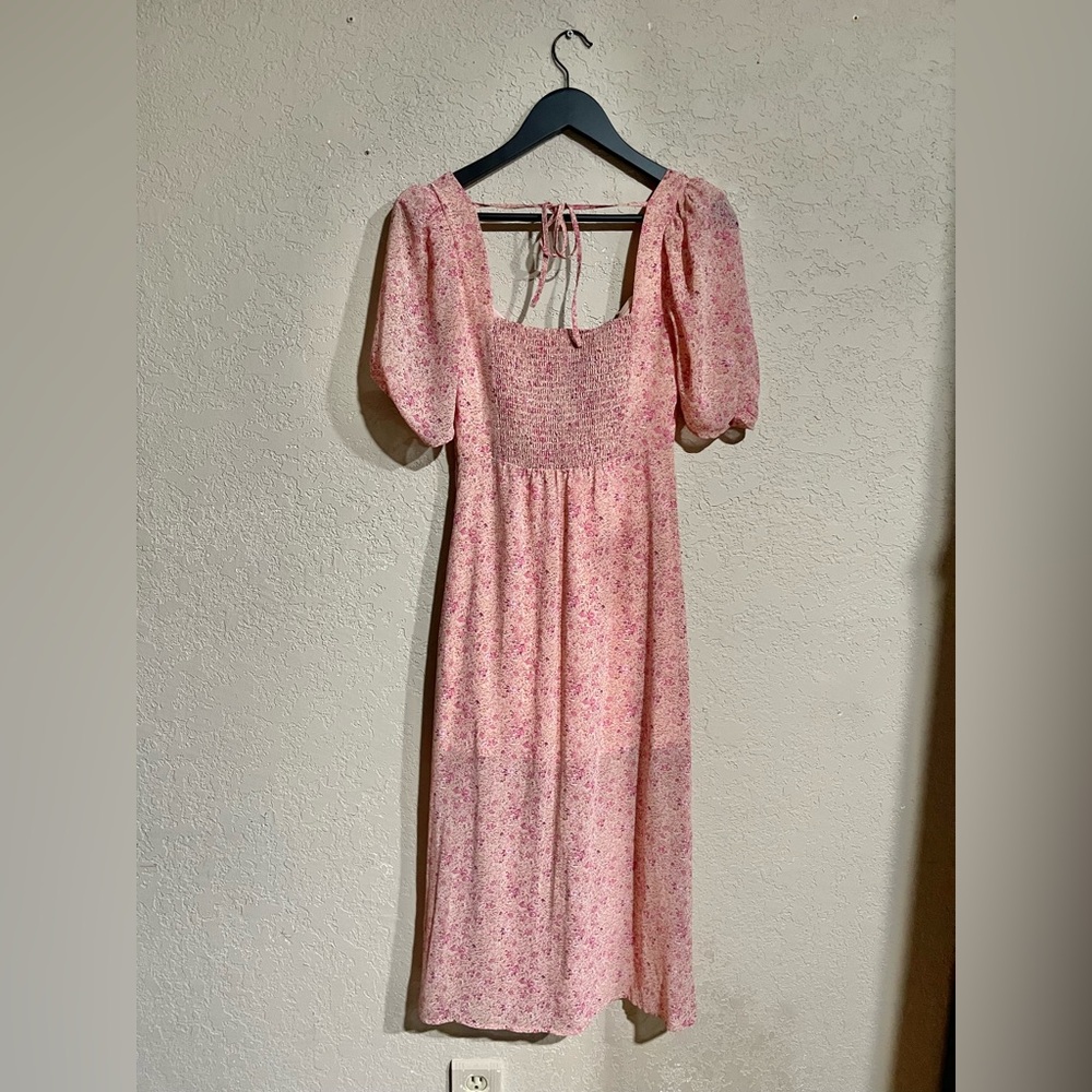 ASTR The Label | Floral Ditsy Blush Milkmaid Midi Dress Small - Picture 6 of 6